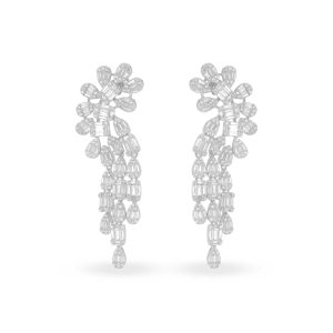 Complete White Silver Earring Online