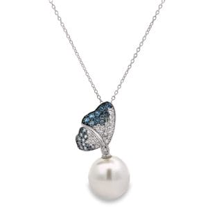 Pavé Butterfly Pearl Silver Necklace